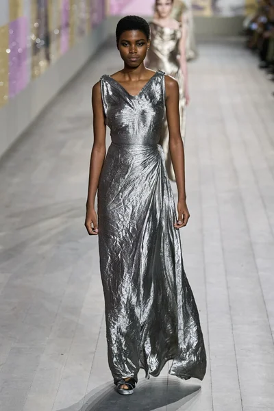 Look 53